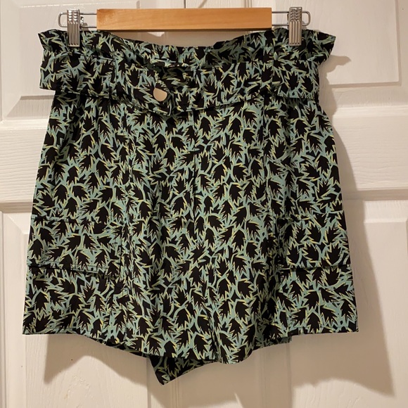Derek Lam paperbag silk blend shorts in green and black tropical print sz 2 NWT - Picture 4 of 13